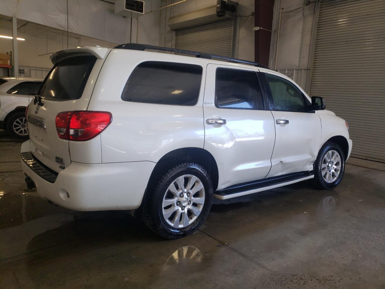 TOYOTA SEQUOIA PLATINUM