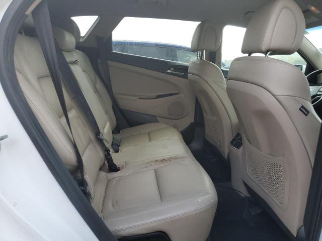 2018 HYUNDAI TUCSON VAL KM8J3CA27JU721628