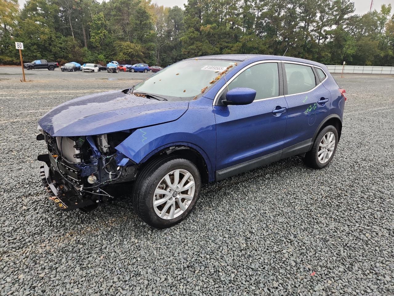 NISSAN ROGUE SPORT S