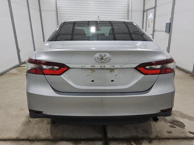 2022 TOYOTA CAMRY LE 4T1C11AK6NU673774