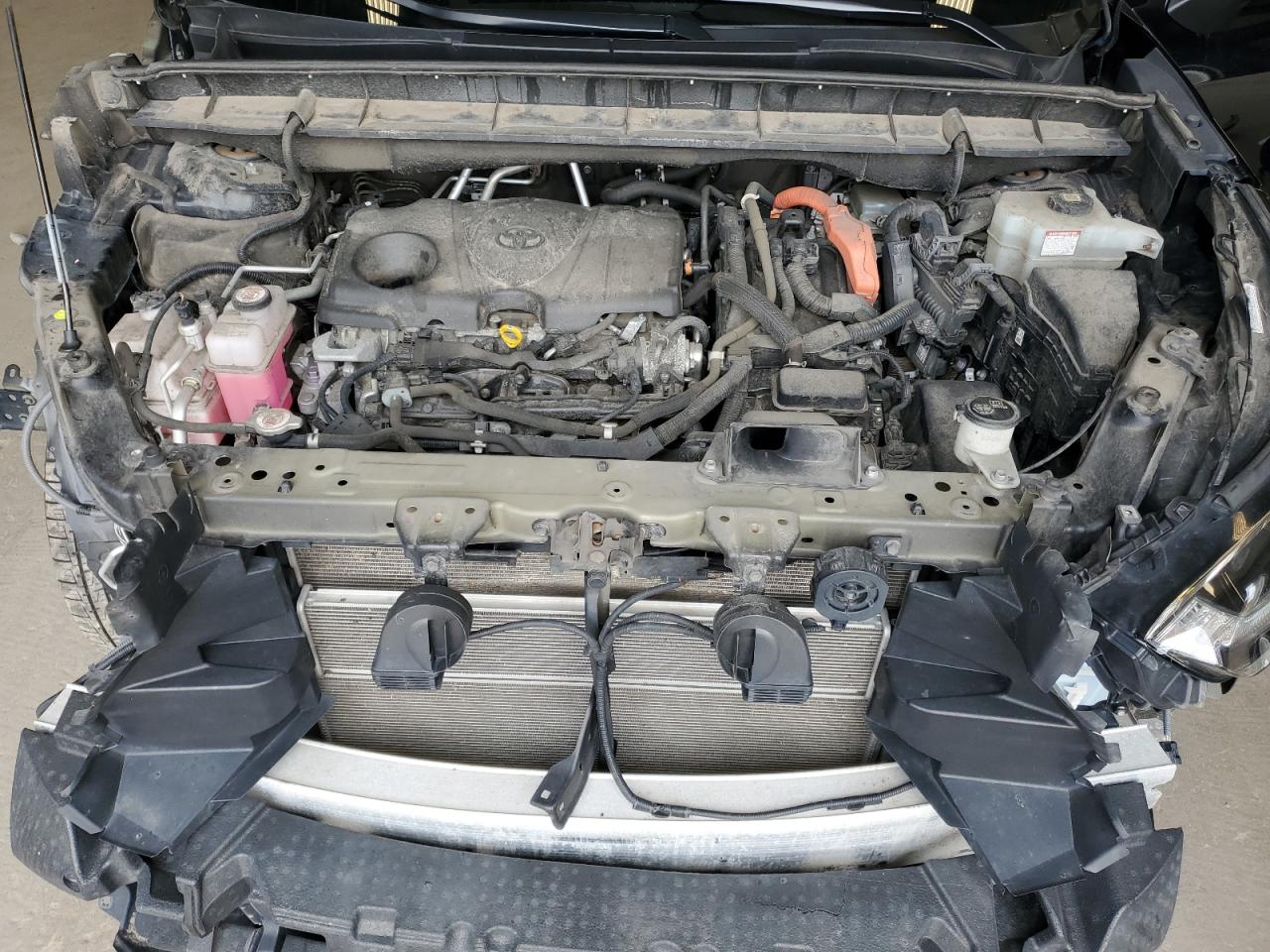 TOYOTA HIGHLANDER HYBRID XLE