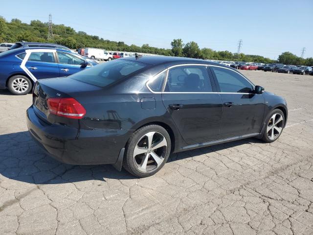 2015 VOLKSWAGEN PASSAT S 1VWAT7A32FC111053