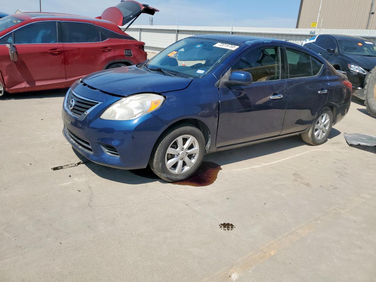 NISSAN VERSA S