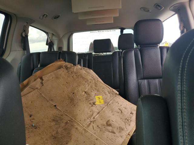 2016 CHRYSLER TOWN & COU - 2C4RC1BG2GR291454