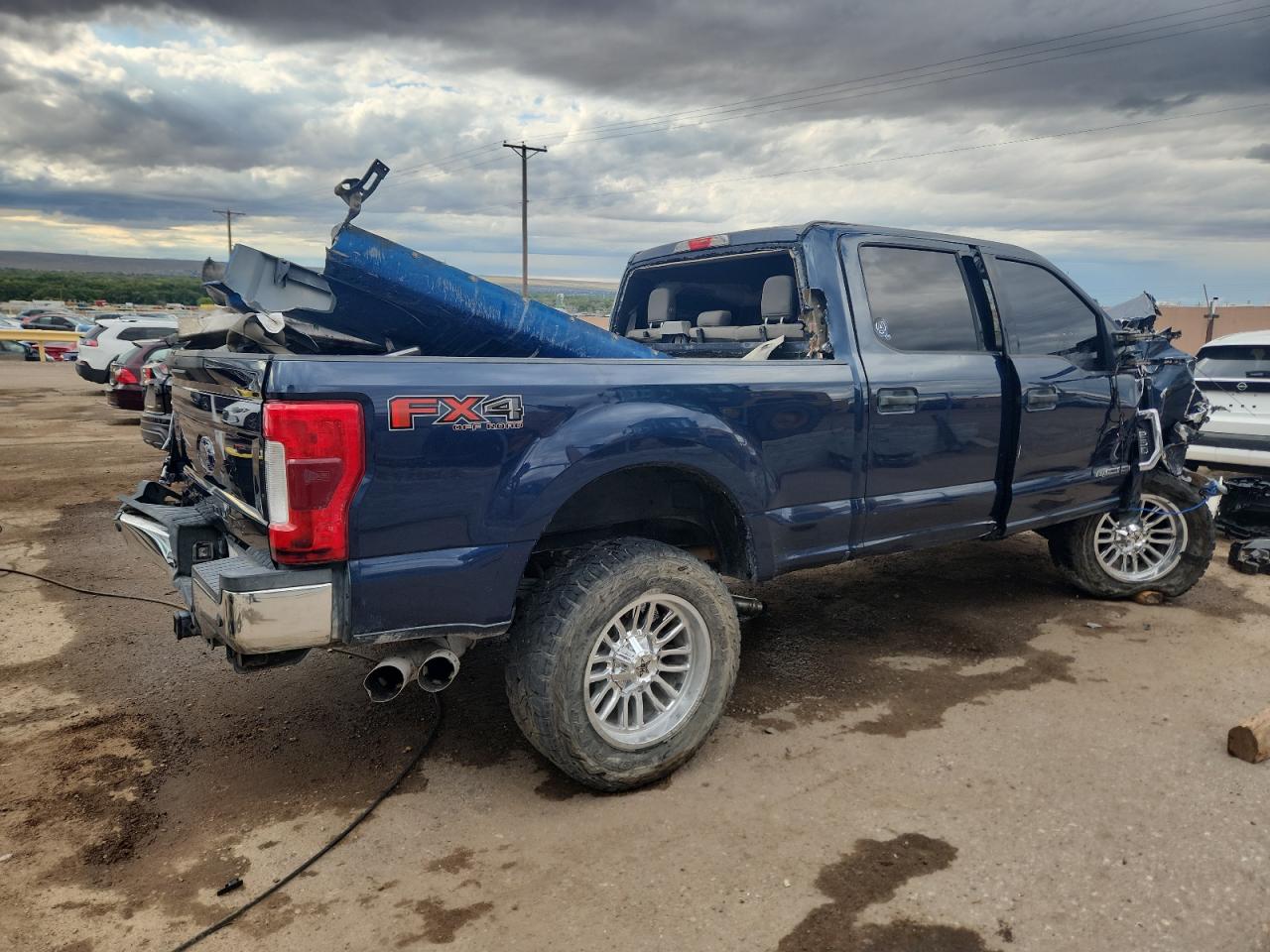 FORD F-250 SUPER DUTY