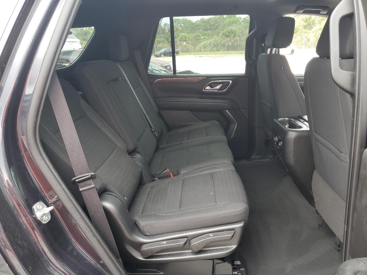 CHEVROLET TAHOE C1500 LS