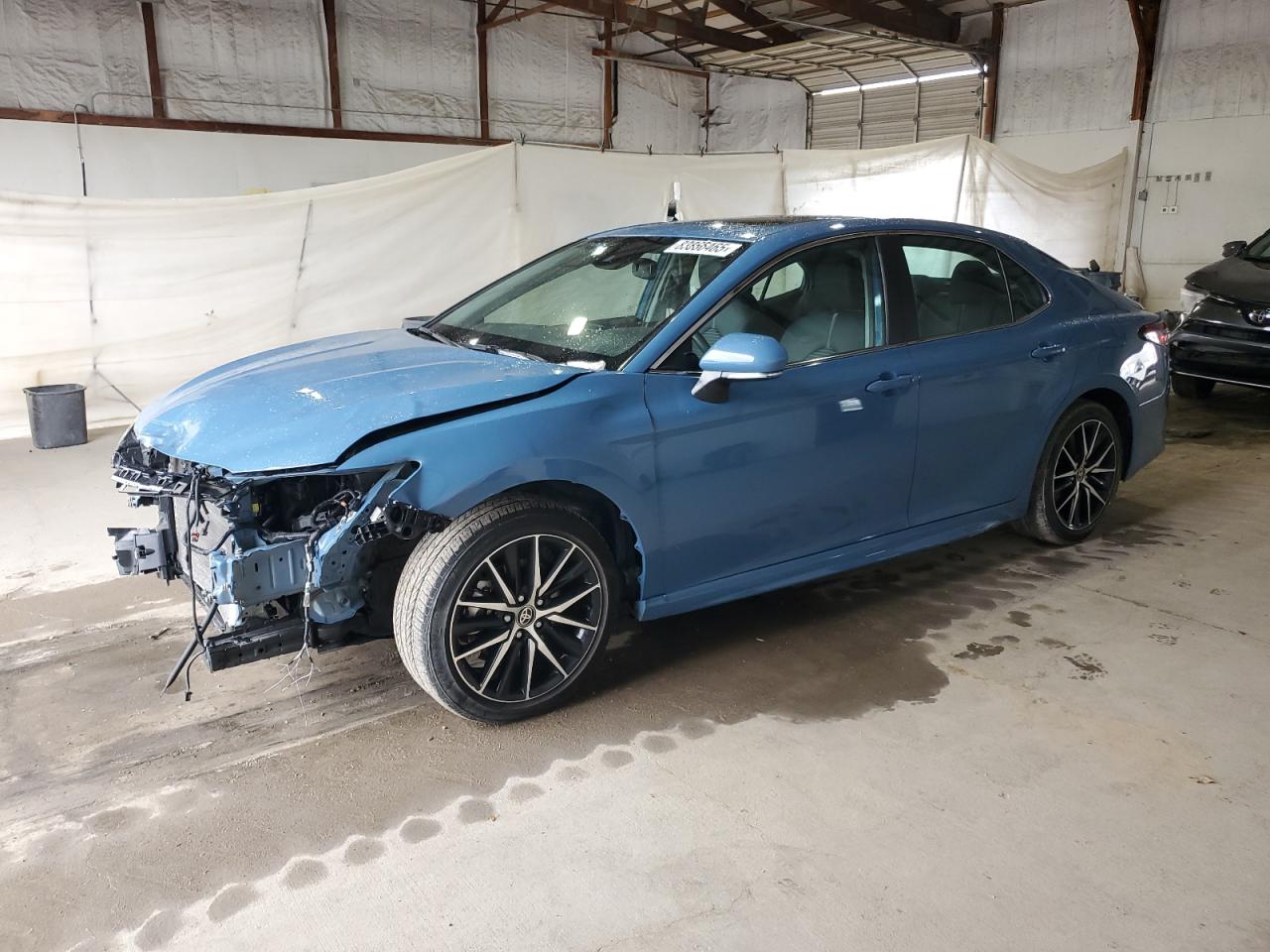 TOYOTA CAMRY SE NIGHT SHADE