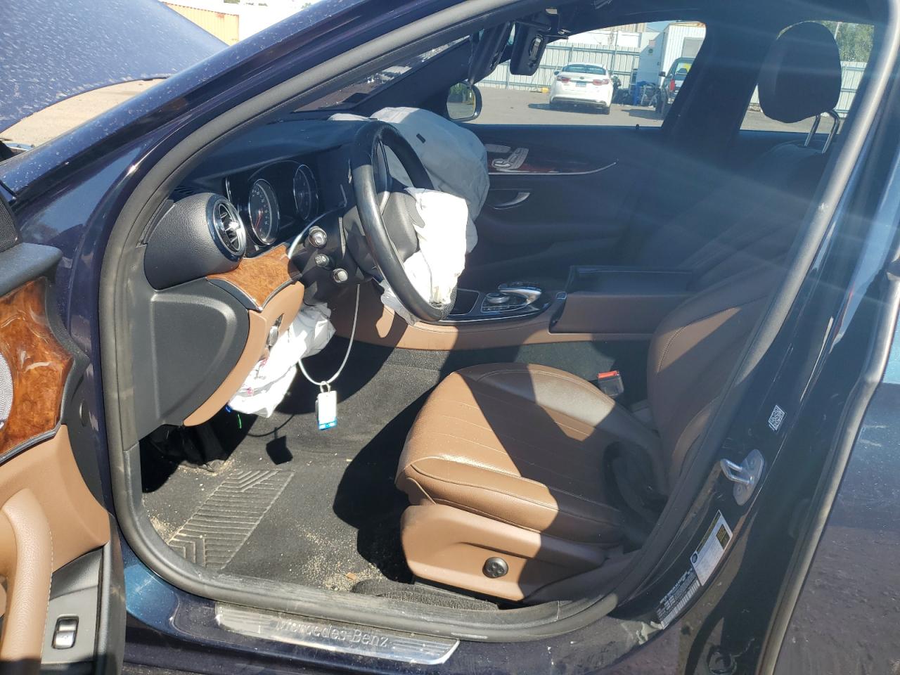 MERCEDES-BENZ E-CLASS 300 4MATIC