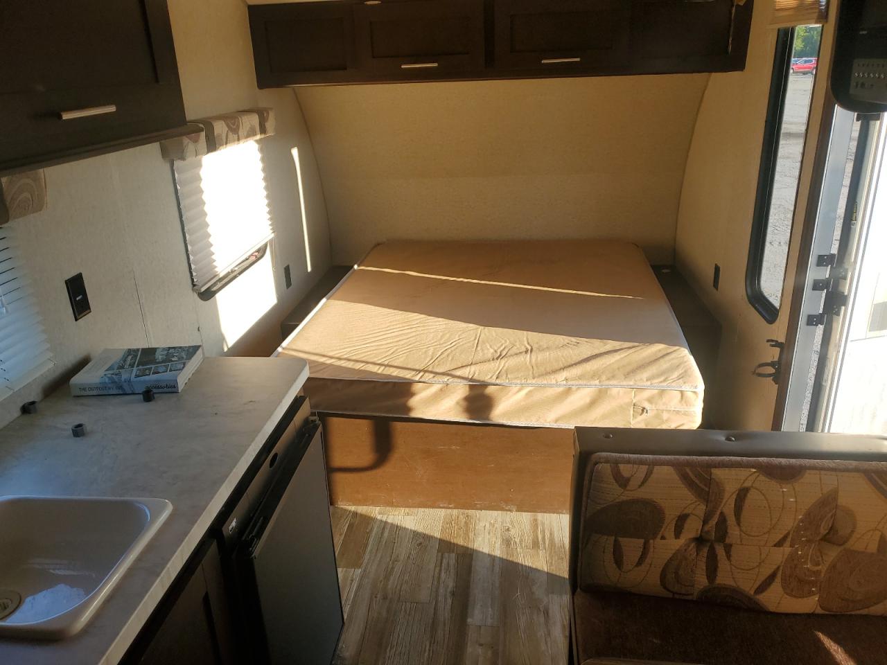 Lot #3257285763 2016 WILDWOOD WOLF PUP