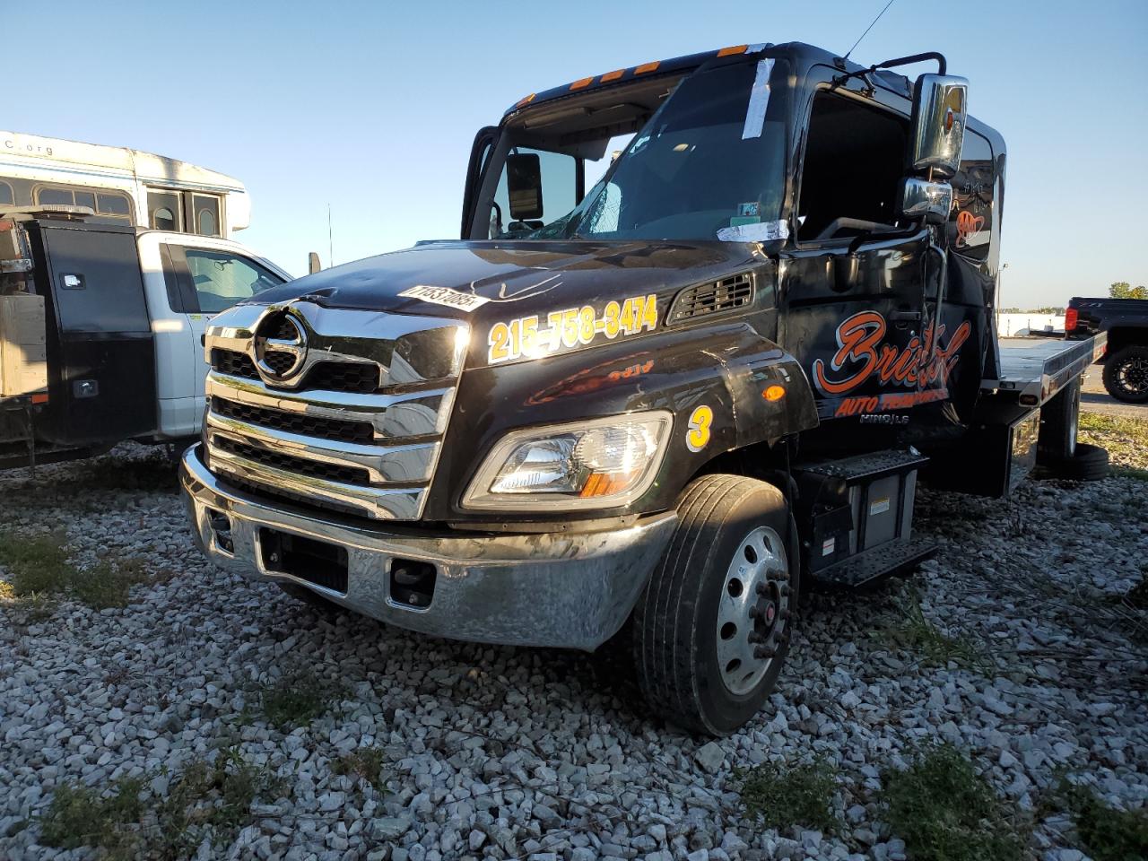 Lot #3234793408 2025 HINO HINO L6