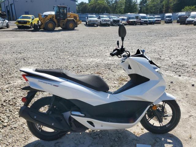 2018 HONDA PCX 150 RLHKF1801JY300151