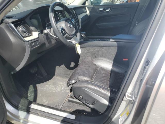 2021 VOLVO XC60 T5 IN YV4102RL4M1876001