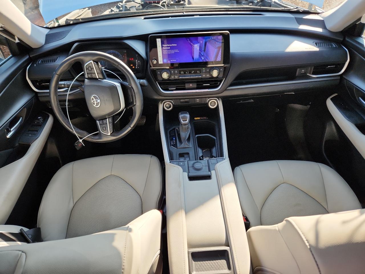 TOYOTA HIGHLANDER XLE