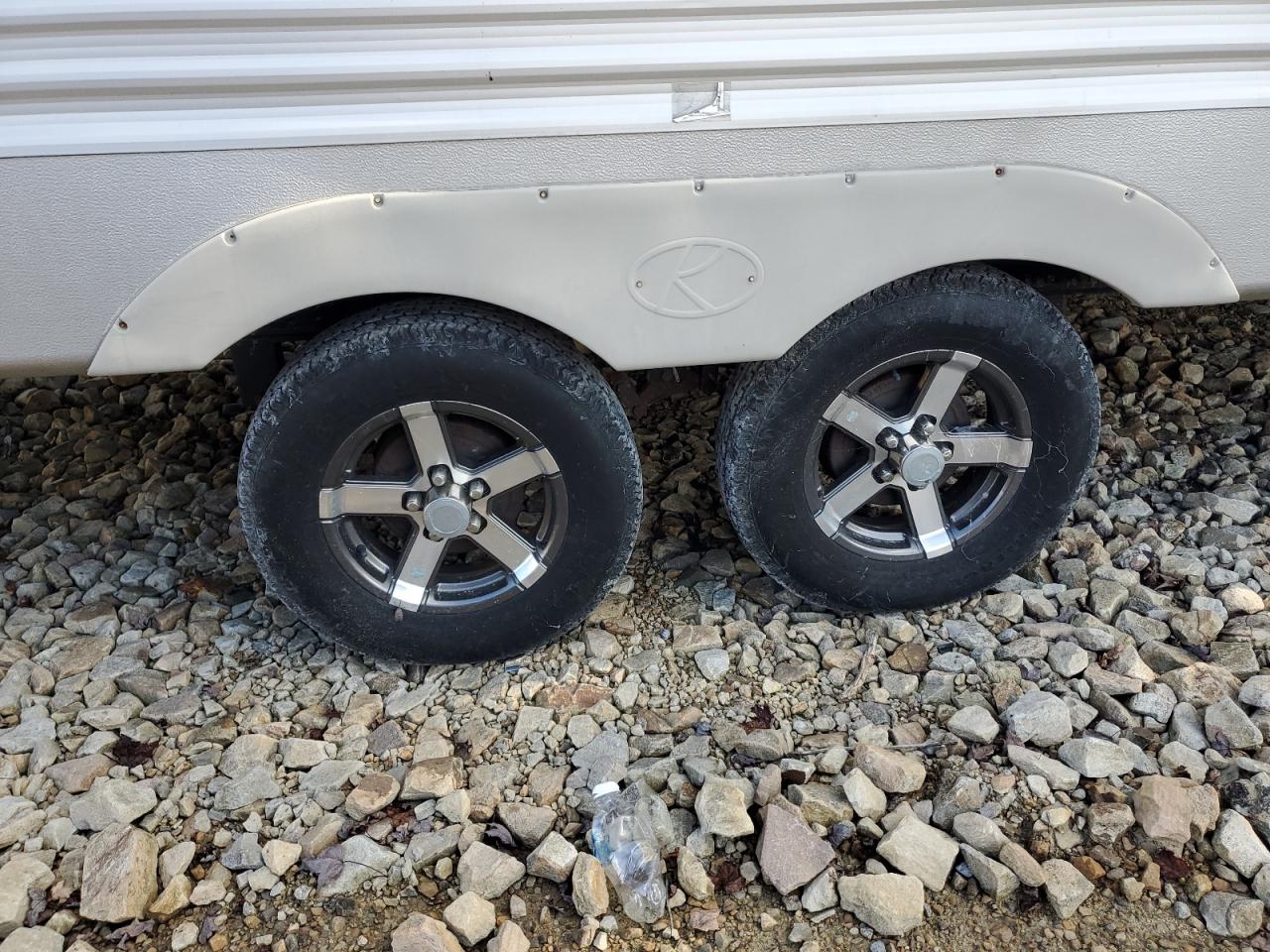 Lot #3311697236 2010 KEYSTONE SPRINGDALE 266