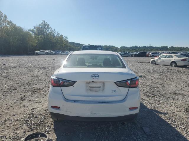 2016 TOYOTA SCION IA 3MYDLBZV9GY112123