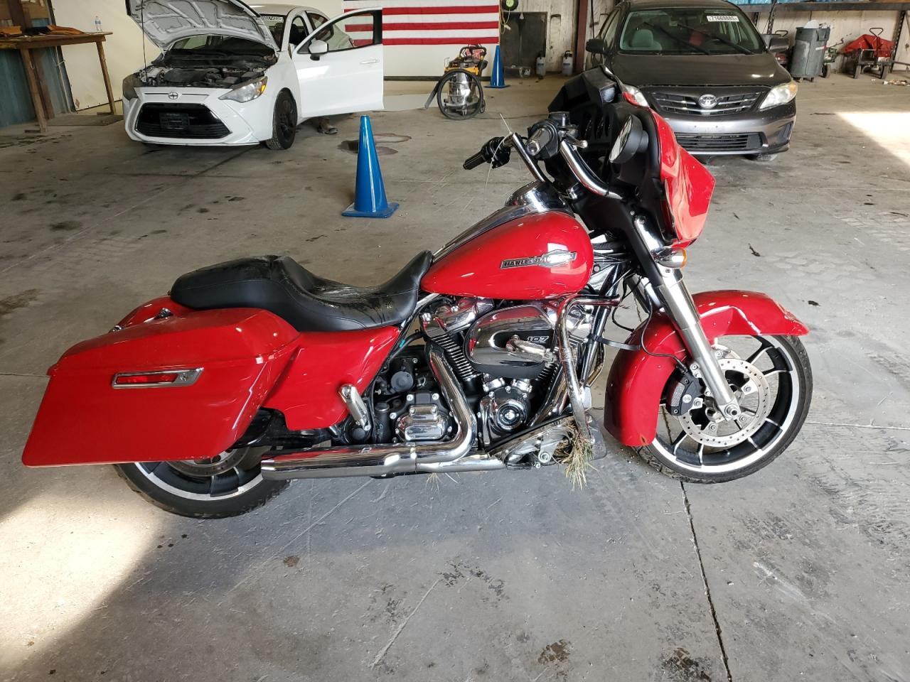  Salvage Harley-Davidson Fl