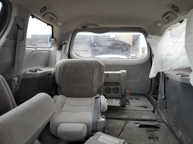 2019 TOYOTA SIENNA LE 5TDKZ3DC5KS972195