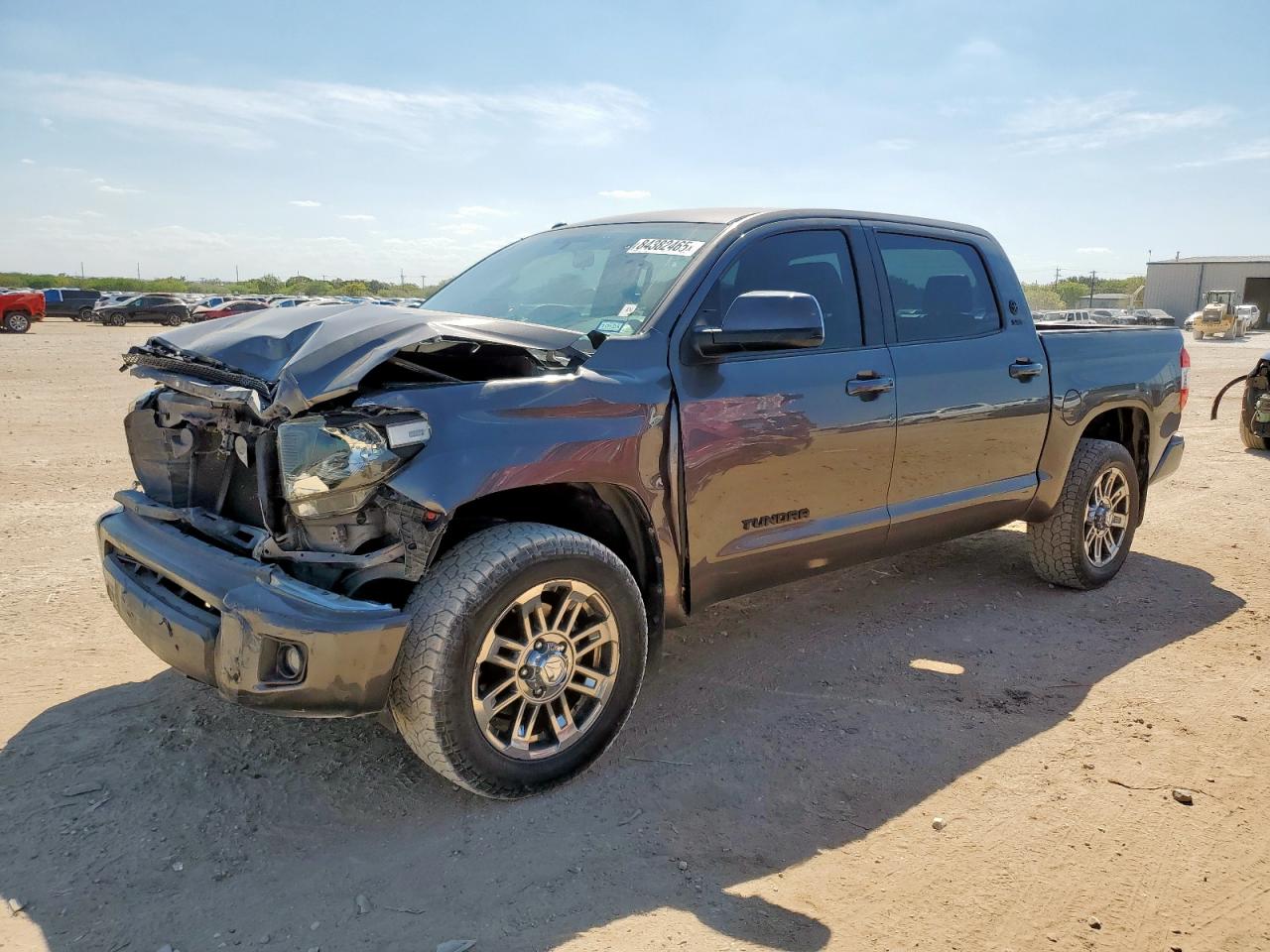 TOYOTA TUNDRA CREWMAX SR5