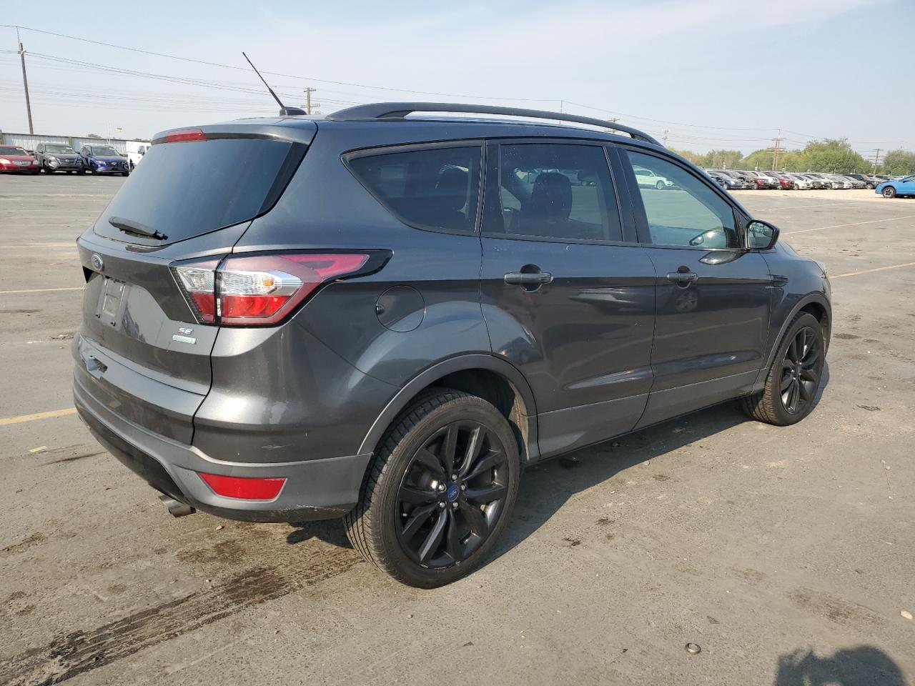 FORD ESCAPE SE