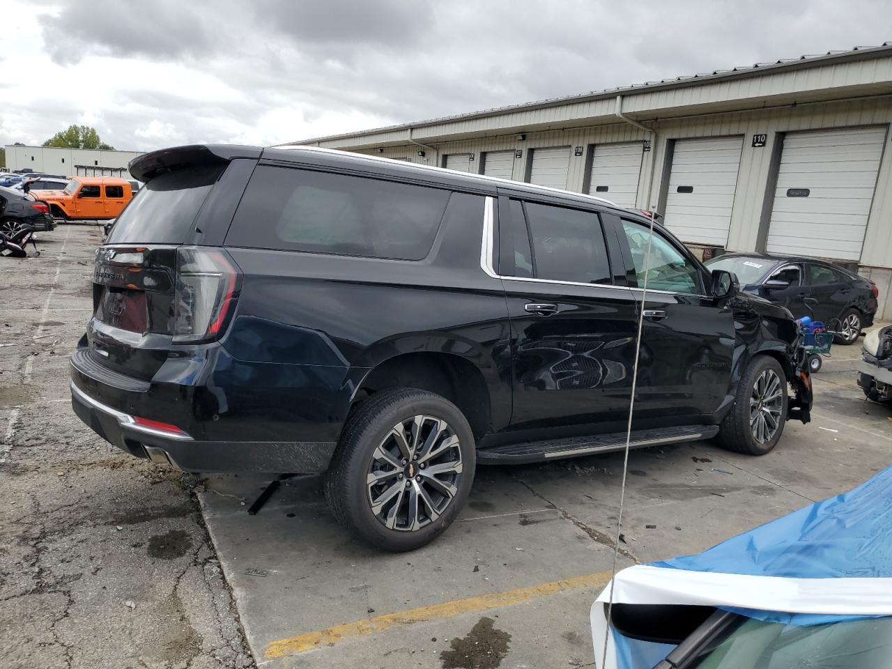 CHEVROLET SUBURBAN K1500 HIGH COUNTRY