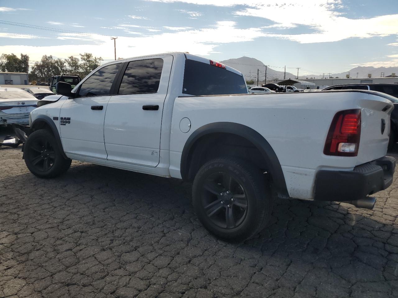 RAM 1500 SLT