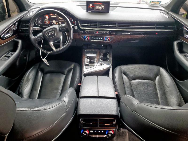 2017 AUDI Q7 PREMIUM WA1LAAF72HD033374