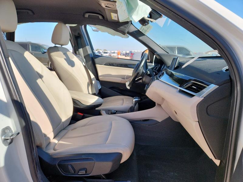 2018 BMW X1 XDRIVE28I WBXHT3C37J5L34471
