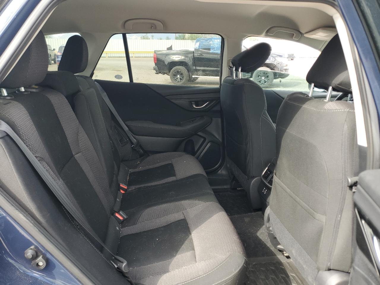 SUBARU OUTBACK PREMIUM