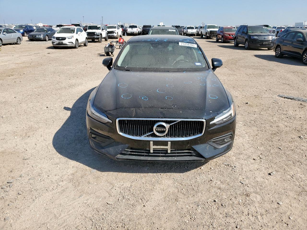 VOLVO S60 T5 MOMENTUM