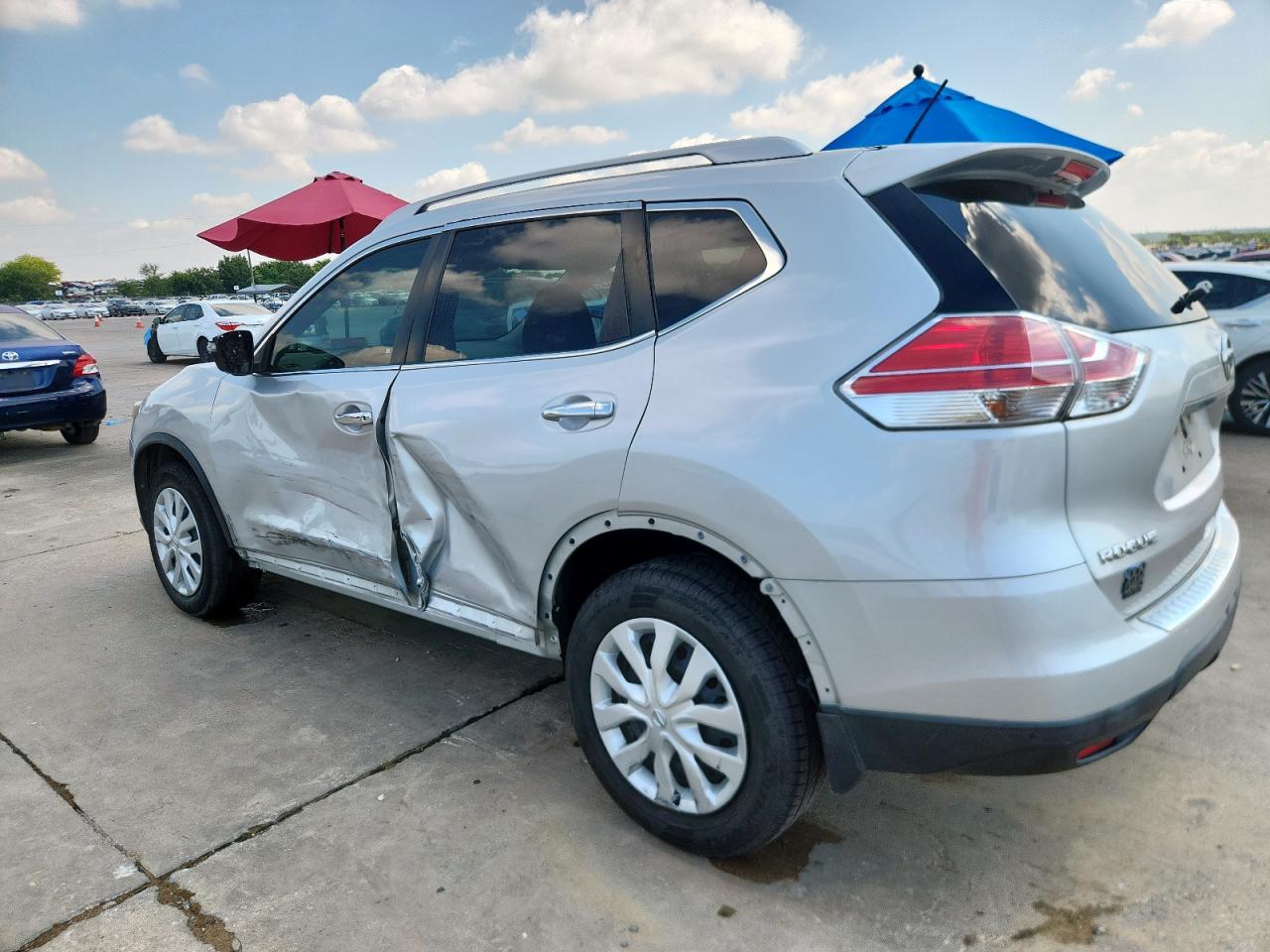 NISSAN ROGUE S