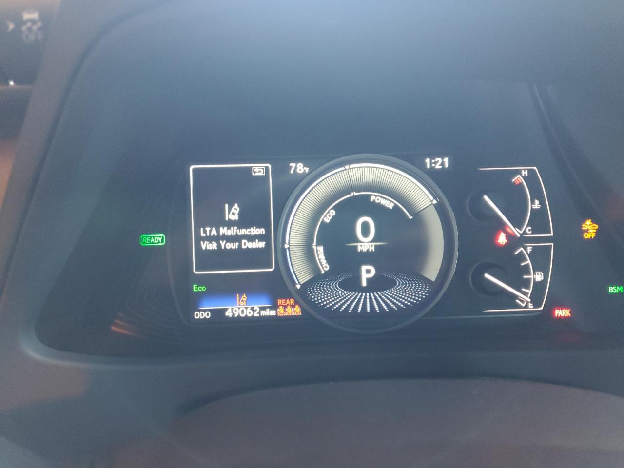 LEXUS UX 250H BASE