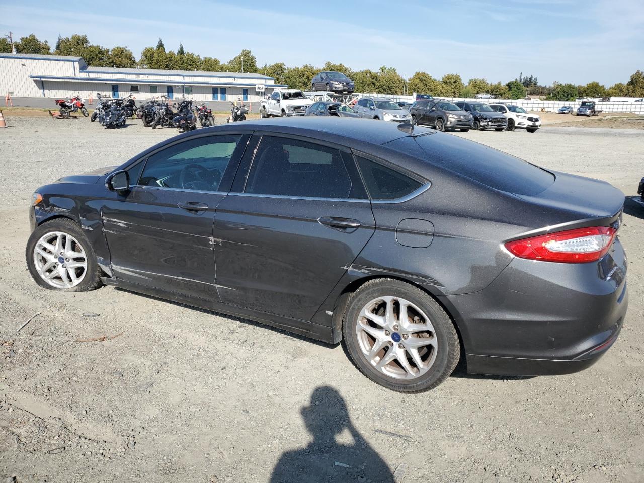 FORD FUSION SE