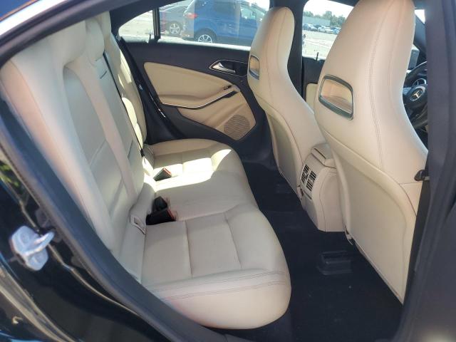 2016 MERCEDES-BENZ CLA 250 WDDSJ4EB1GN329252