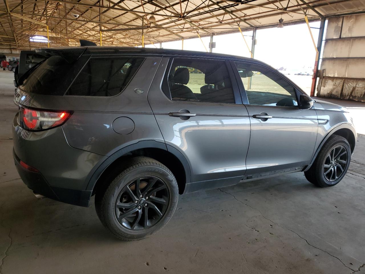 LAND ROVER DISCOVERY SE