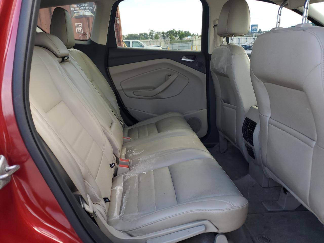 FORD ESCAPE TITANIUM