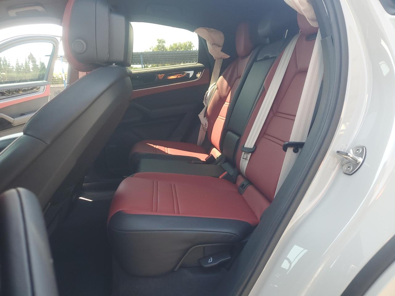 PORSCHE CAYENNE S COUPE