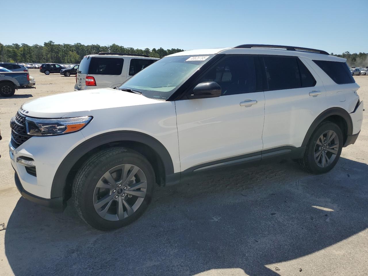 FORD EXPLORER XLT