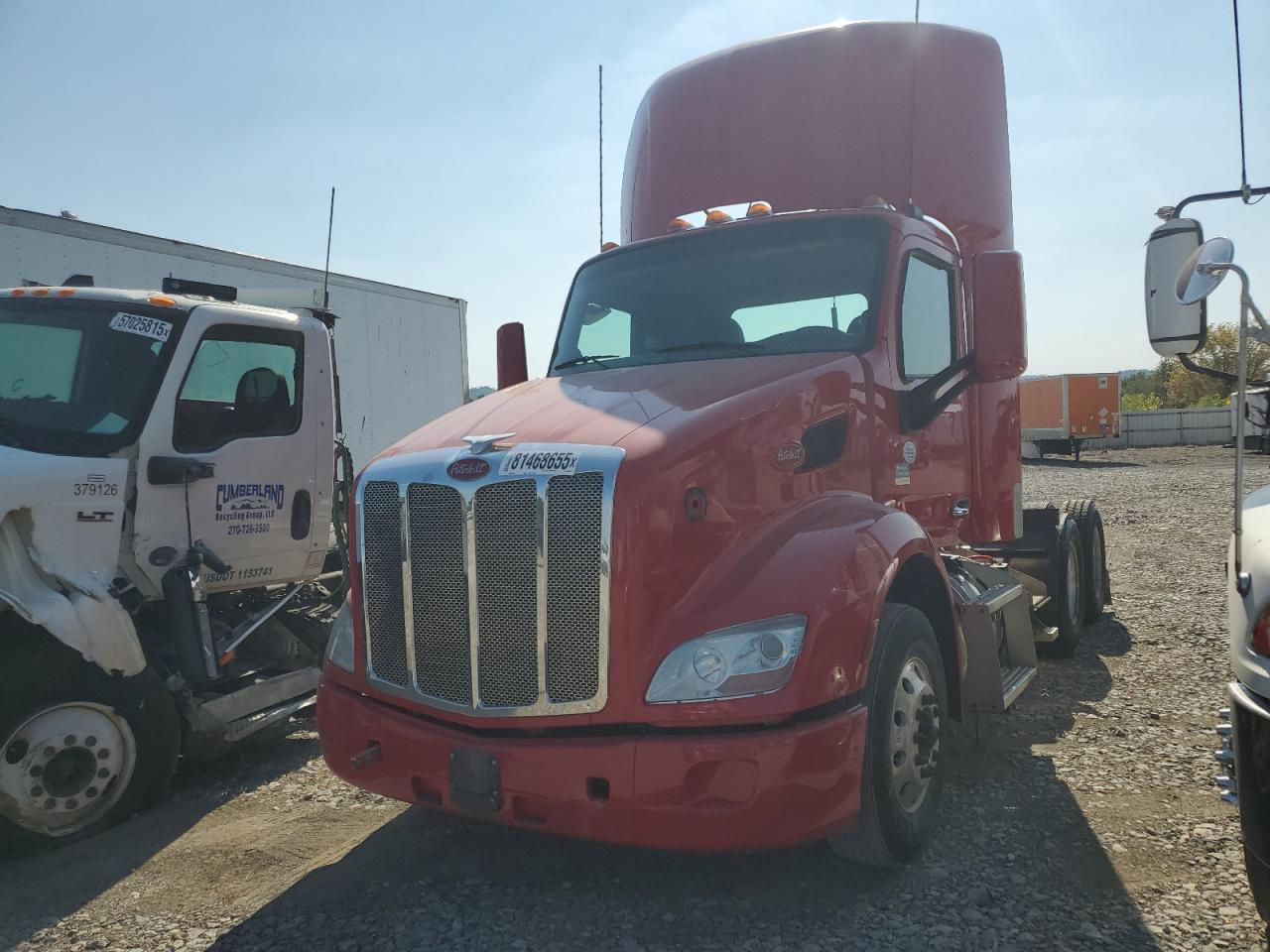 Lot #3241012705 2019 PETERBILT 579