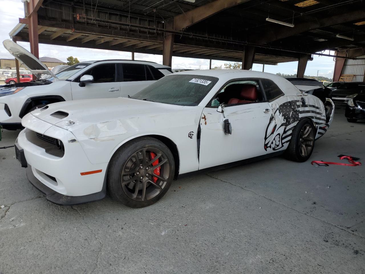 DODGE CHALLENGER SRT HELLCAT