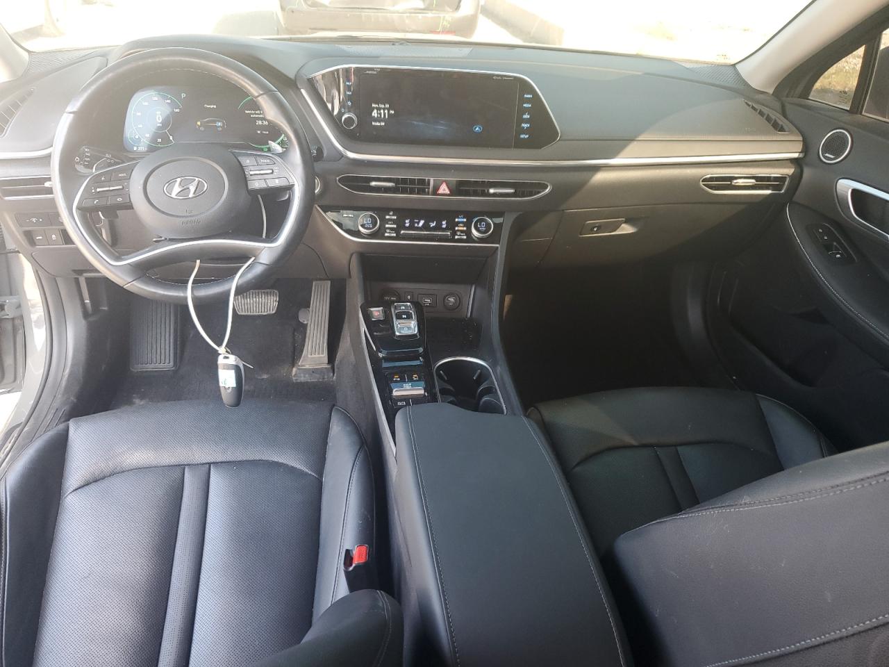 HYUNDAI SONATA HYBRID