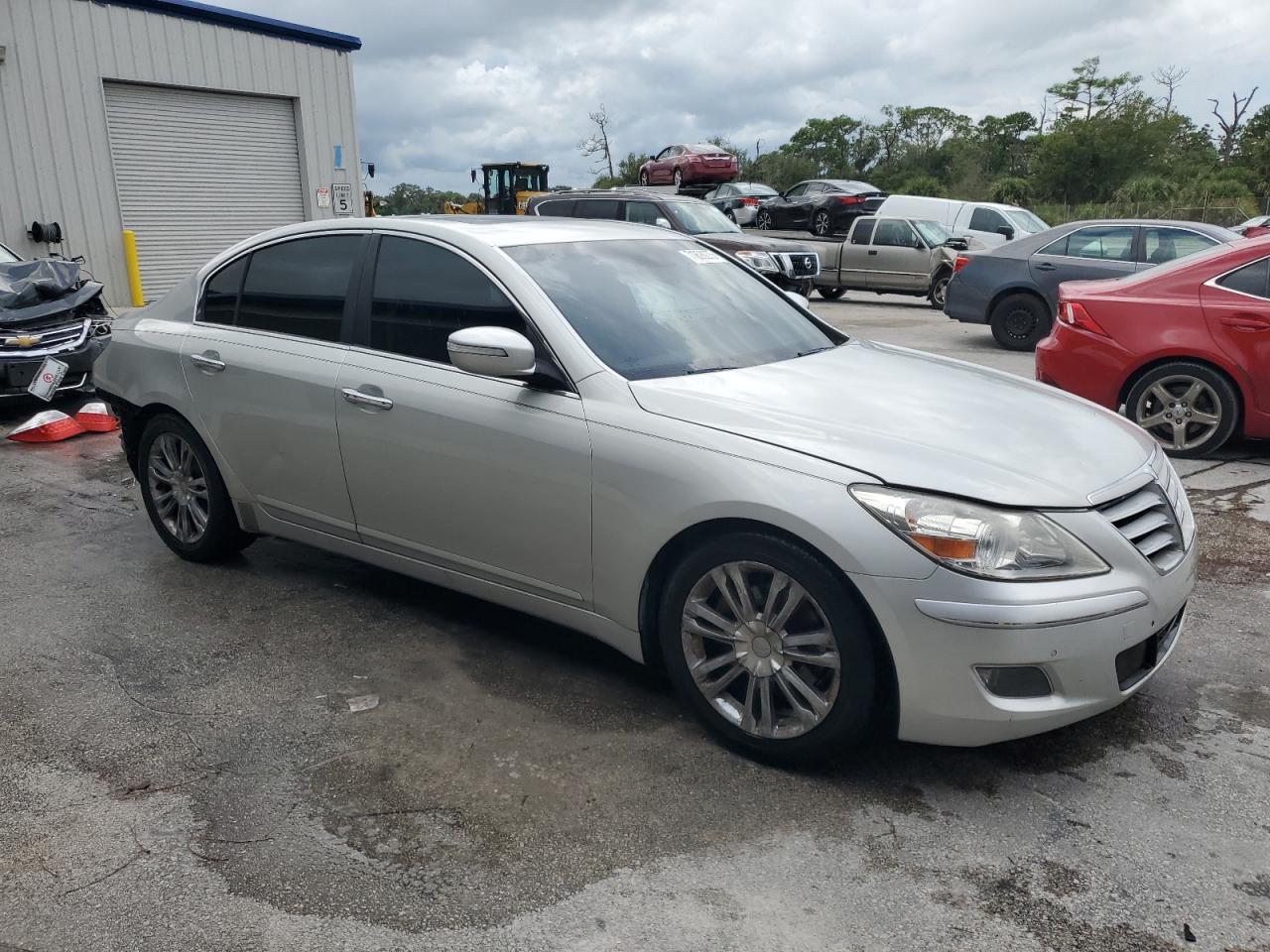 HYUNDAI GENESIS 3.8L