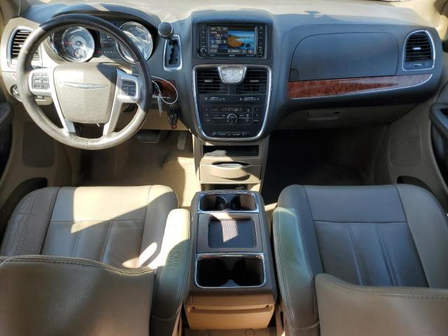 2015 CHRYSLER TOWN & COU 2C4RC1BG9FR552559