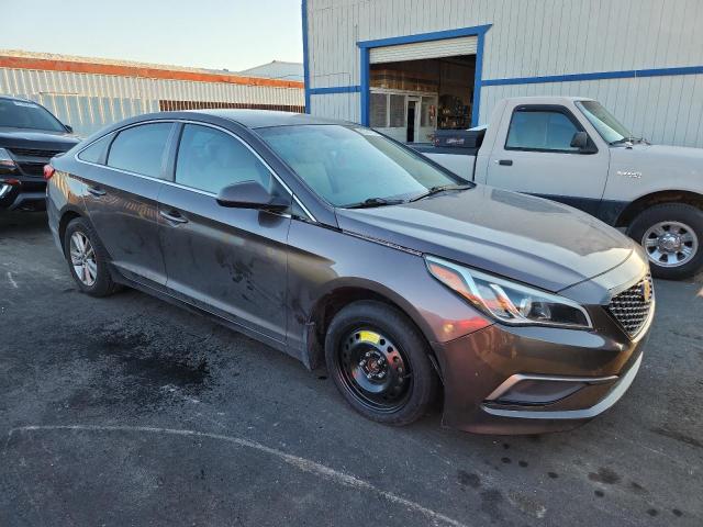 2017 HYUNDAI SONATA SE 5NPE24AF1HH437112