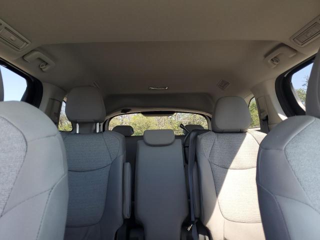 2024 TOYOTA SIENNA LE 5TDBSKFC9RS138713