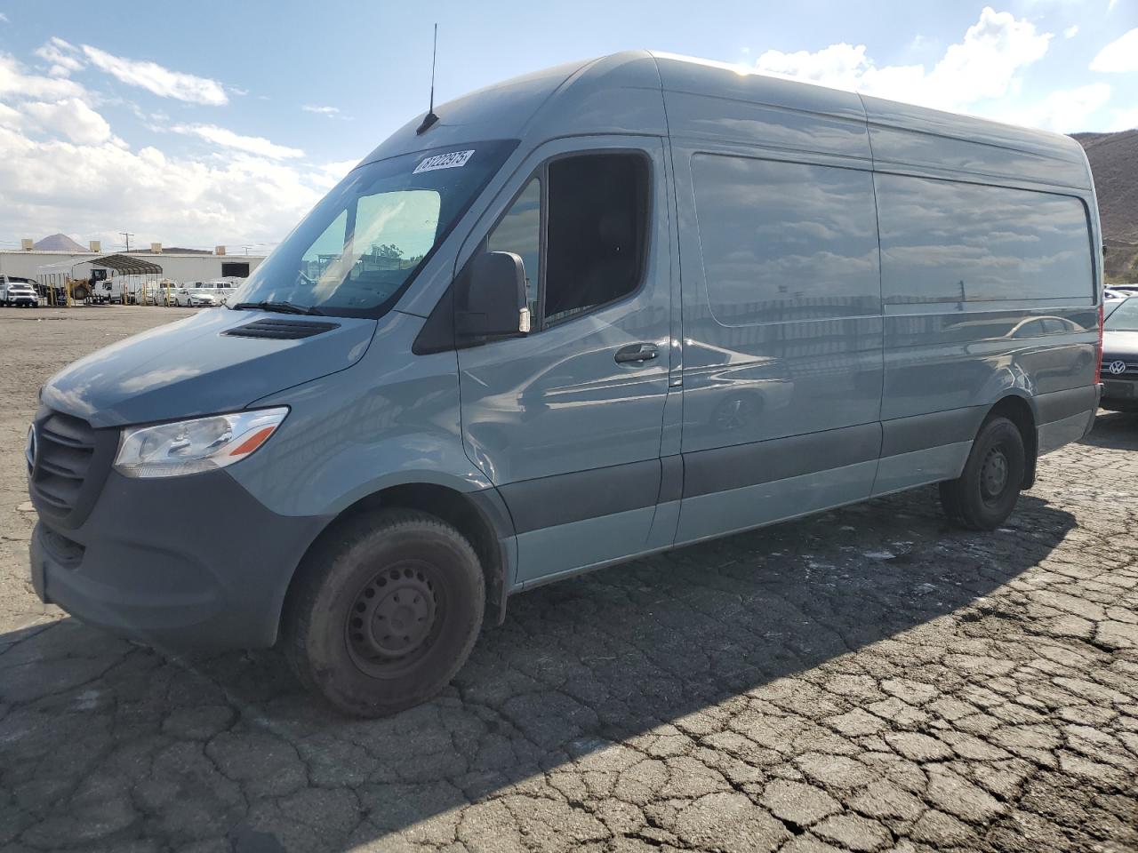 MERCEDES-BENZ SPRINTER 2500