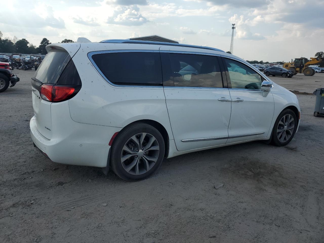 CHRYSLER PACIFICA LIMITED