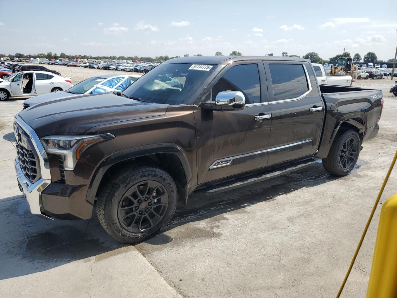 TOYOTA TUNDRA CREWMAX PLATINUM