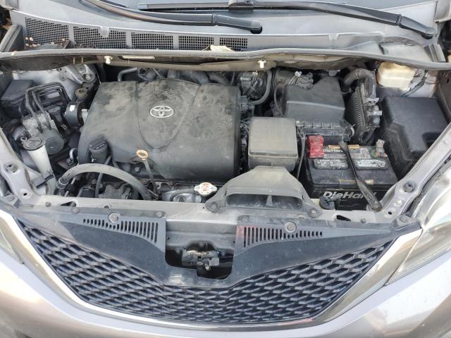 2017 TOYOTA SIENNA SE 5TDXZ3DC5HS820979