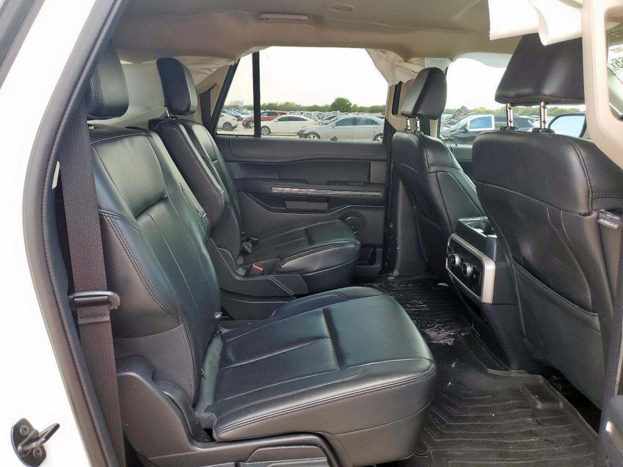 FORD EXPEDITION MAX XLT