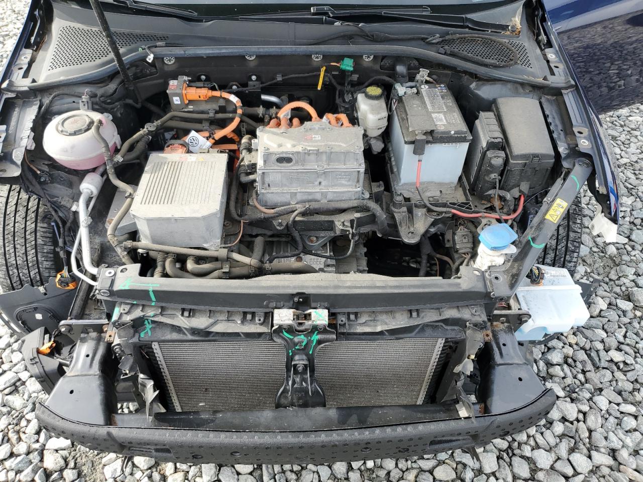 VOLKSWAGEN E-GOLF SE